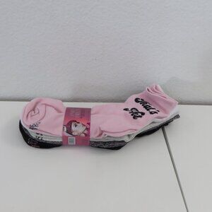 (#114) Paris Hilton 6 pair Women's Cushioned Quarters Socks